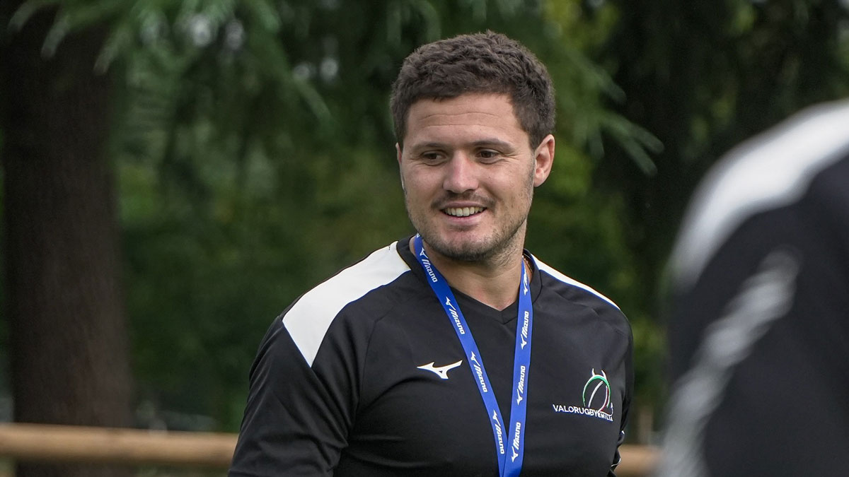 Allenatore del Valorugby, Marcello Violi che allena la sua squadra