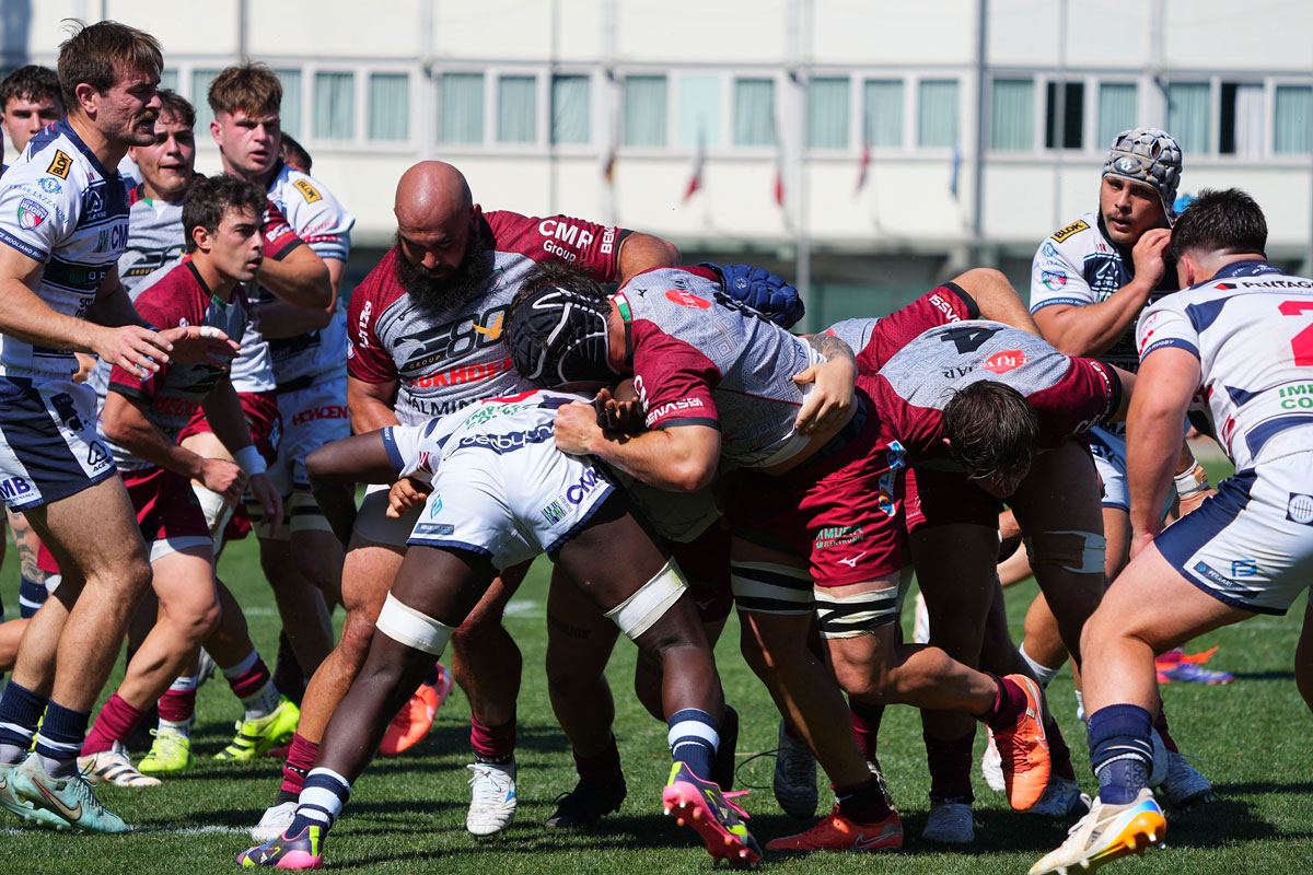 Azione di gioco Valorugby contro Mogliano